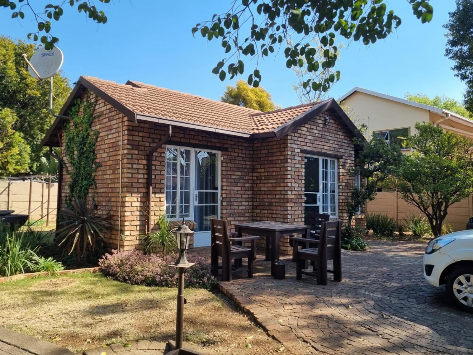Airport Inn Bed And Breakfast Kempton Park Exterior photo